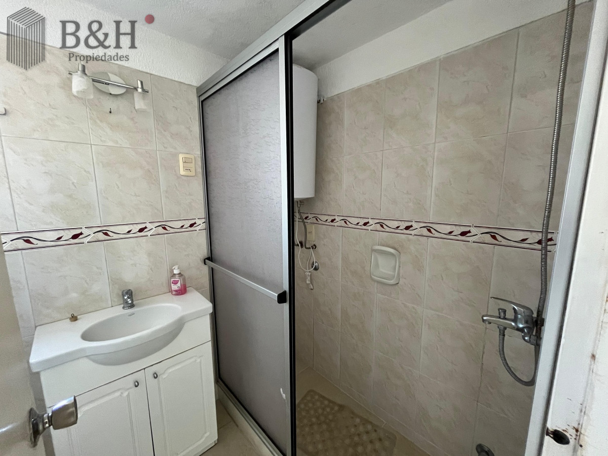 Apartamento ID.4295 - Apartamento en venta - 3 dormitorios Barrio Ipora.