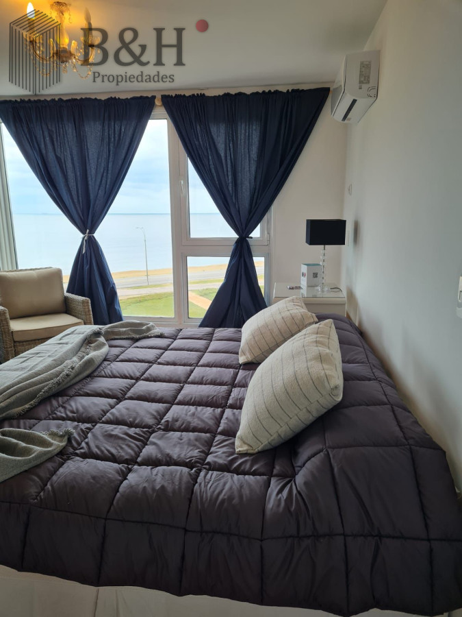 Apartamento ID.3973 - Apartamento en primera linea - 4 dormitorios Pinares Playa Mansa.