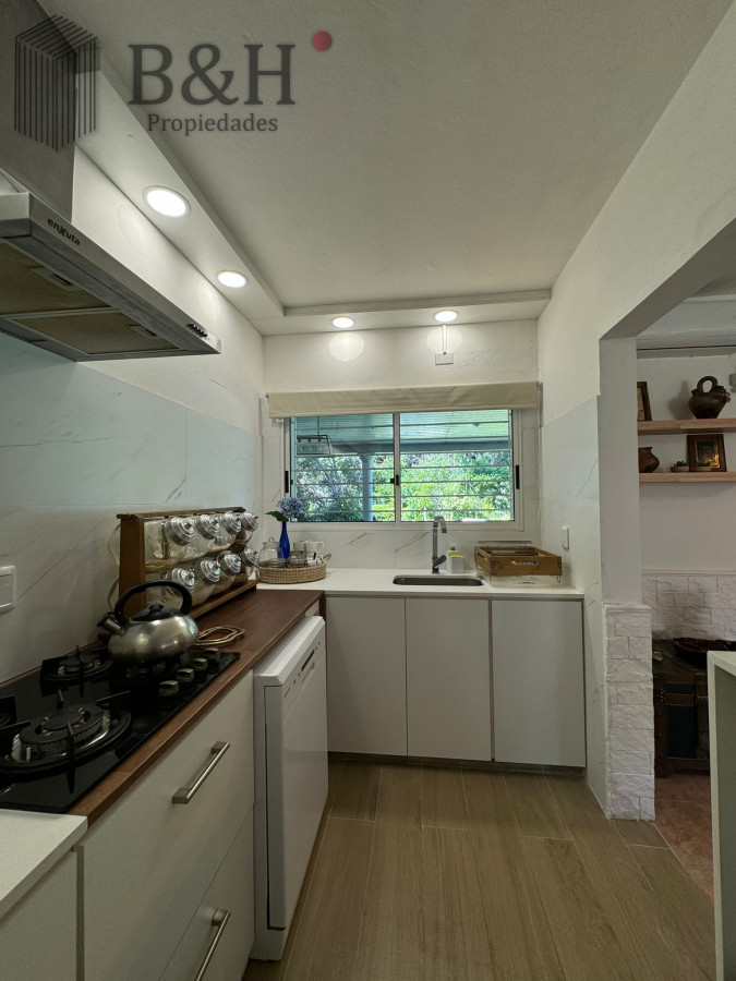 Casa ID.6153 - Casa En Rincón Del Indio - 3 Dormitorios, Piscina Climatizada, Barbacoa.