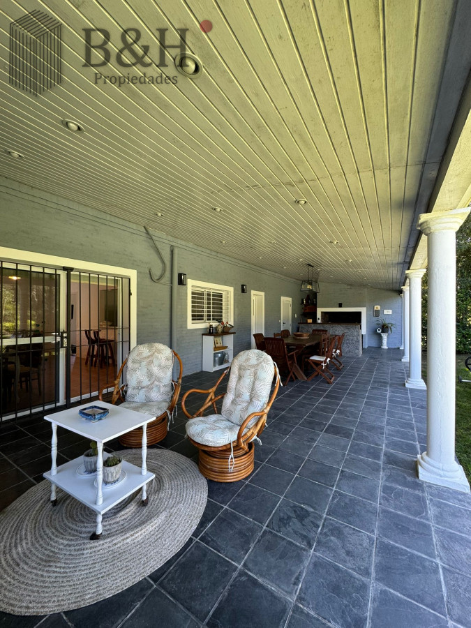 Casa ID.6153 - Casa En Rincón Del Indio - 3 Dormitorios, Piscina Climatizada, Barbacoa.