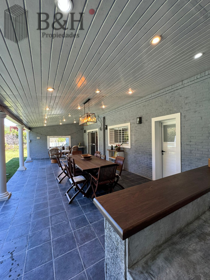 Casa ID.6153 - Casa En Rincón Del Indio - 3 Dormitorios, Piscina Climatizada, Barbacoa.