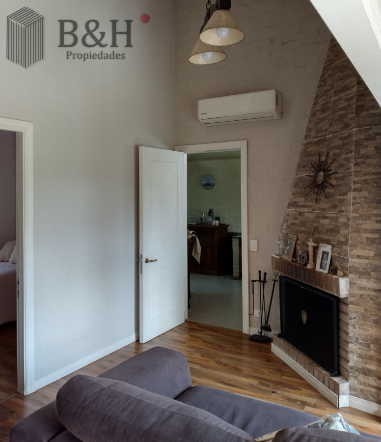 Casa ID.5327 - Casa En alquiler de verano y Venta Punta Del Este, Pinares.