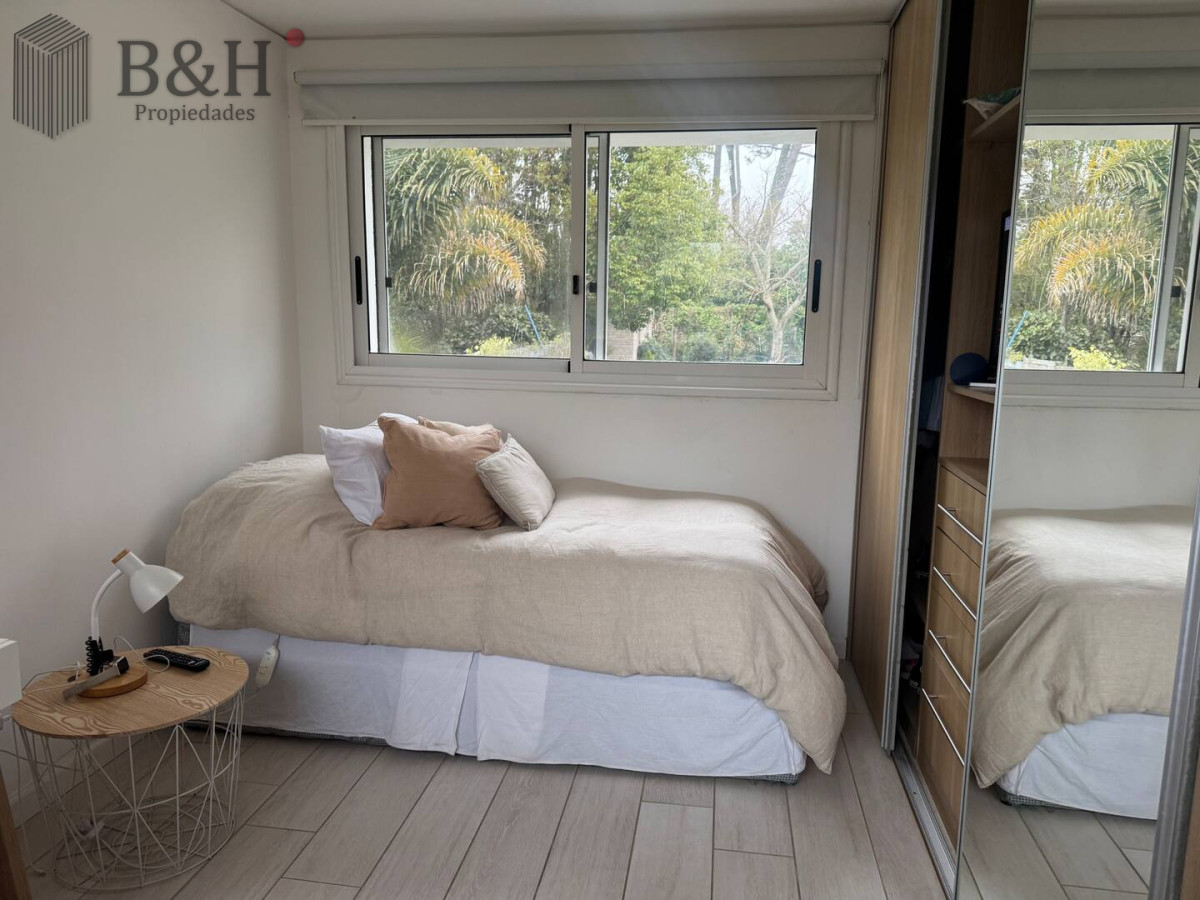 Casa ID.5413 - Casa en alquiler de temporada - Punta Del Este 5 dormitorios, Piscina.