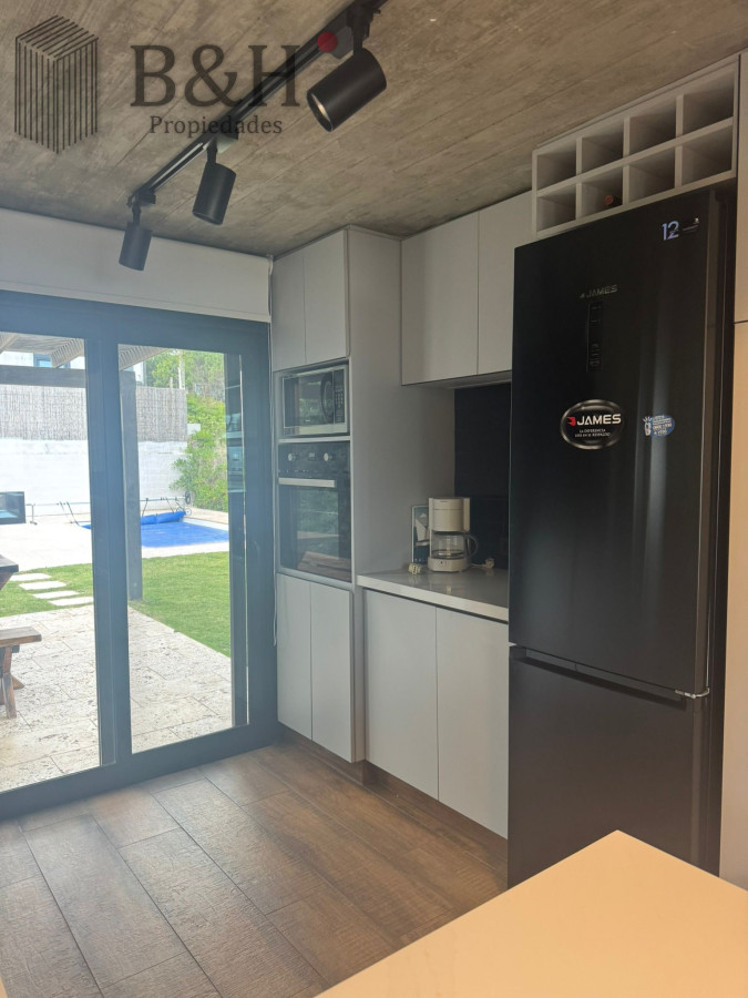 Casa ID.5299 - Primera linea Montoya La Barra - 5 Dormitorios Piscina climatizada