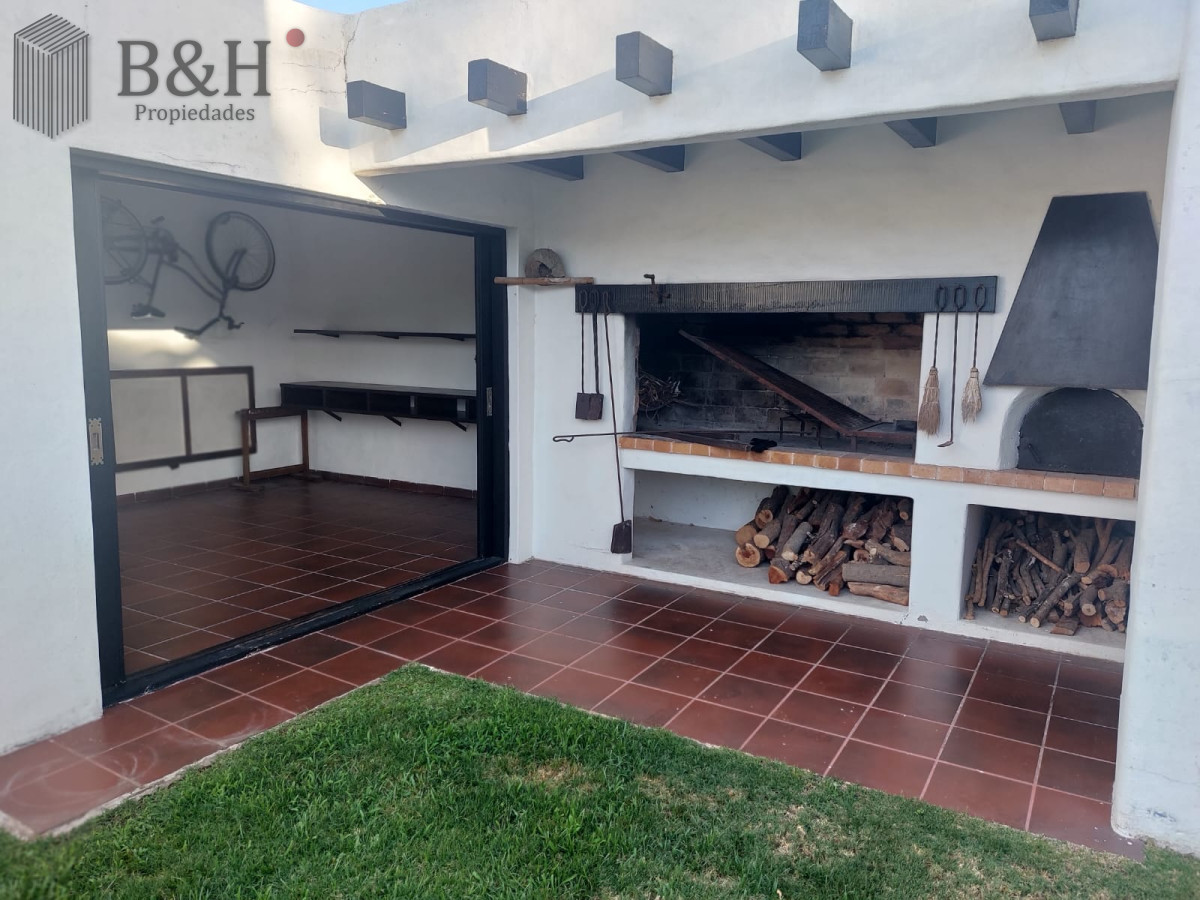 Casa ID.3226 - Casa en Venta, Parada de Playa Mansa, Punta del Este