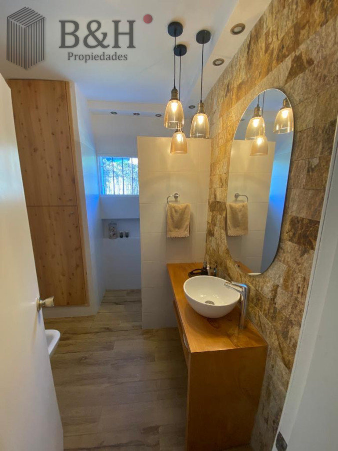 Casa ID.6153 - Casa En Rincón Del Indio - 3 Dormitorios, Piscina Climatizada, Barbacoa.