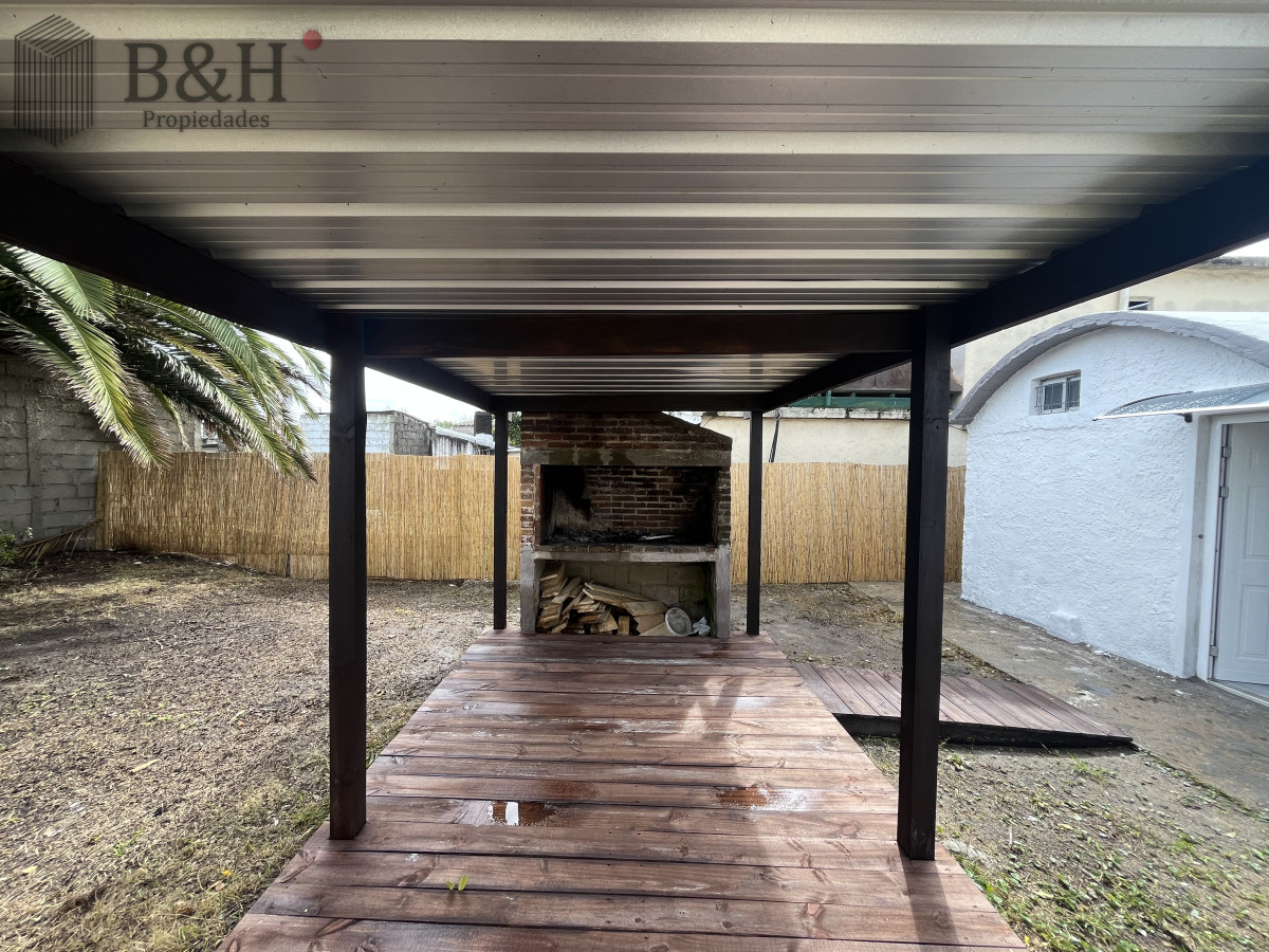 Casa ID.4875 - Casa en venta - 4 Dormitorios centro Maldonado