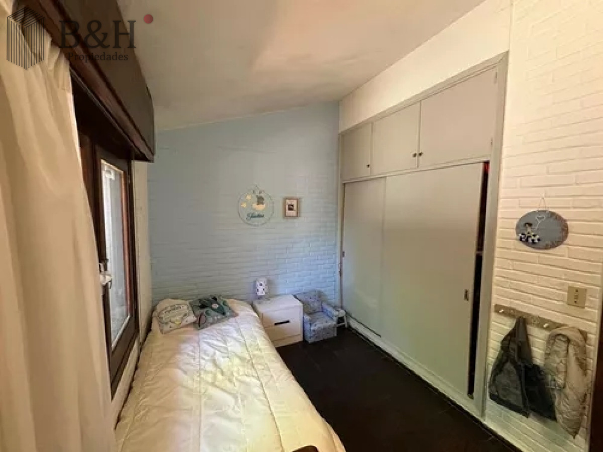 Casa ID.6180 - Casa en alquiler 3 dormitorios, Playa Mansa Punta Del Este.