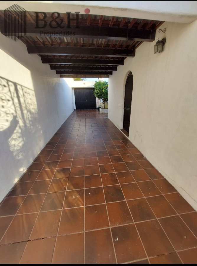 Casa ID.3226 - Casa en Venta, Parada de Playa Mansa, Punta del Este