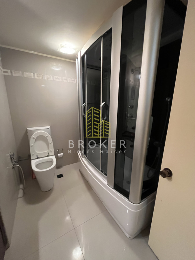 Apartamento ID.1547/Apartamento_en_venta,_puerto_Punta_del_Este. - Apartamento en venta, puerto Punta del Este.