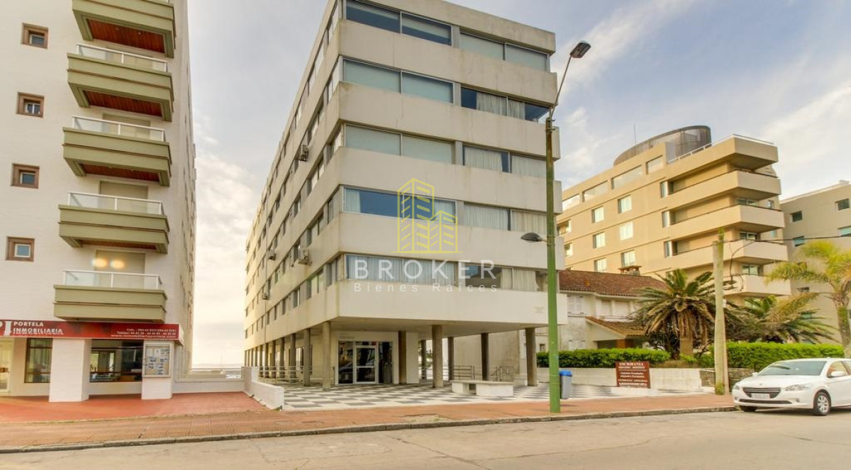 Apartamento ID.1547/Apartamento_en_venta,_puerto_Punta_del_Este. - Apartamento en venta, puerto Punta del Este.