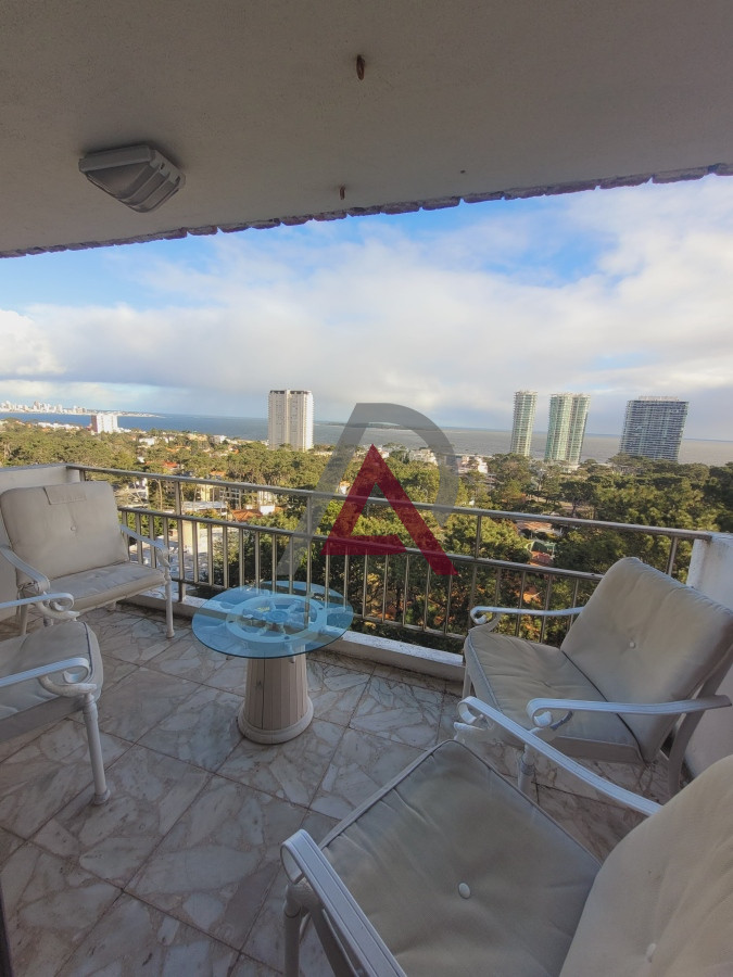 Apartamento ID.152 - Apartamento En Venta 3 dormitorios a 400 metros del mar!! 