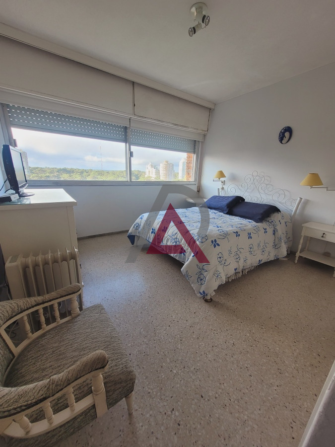 Apartamento ID.152 - Apartamento En Venta 3 dormitorios a 400 metros del mar!! 