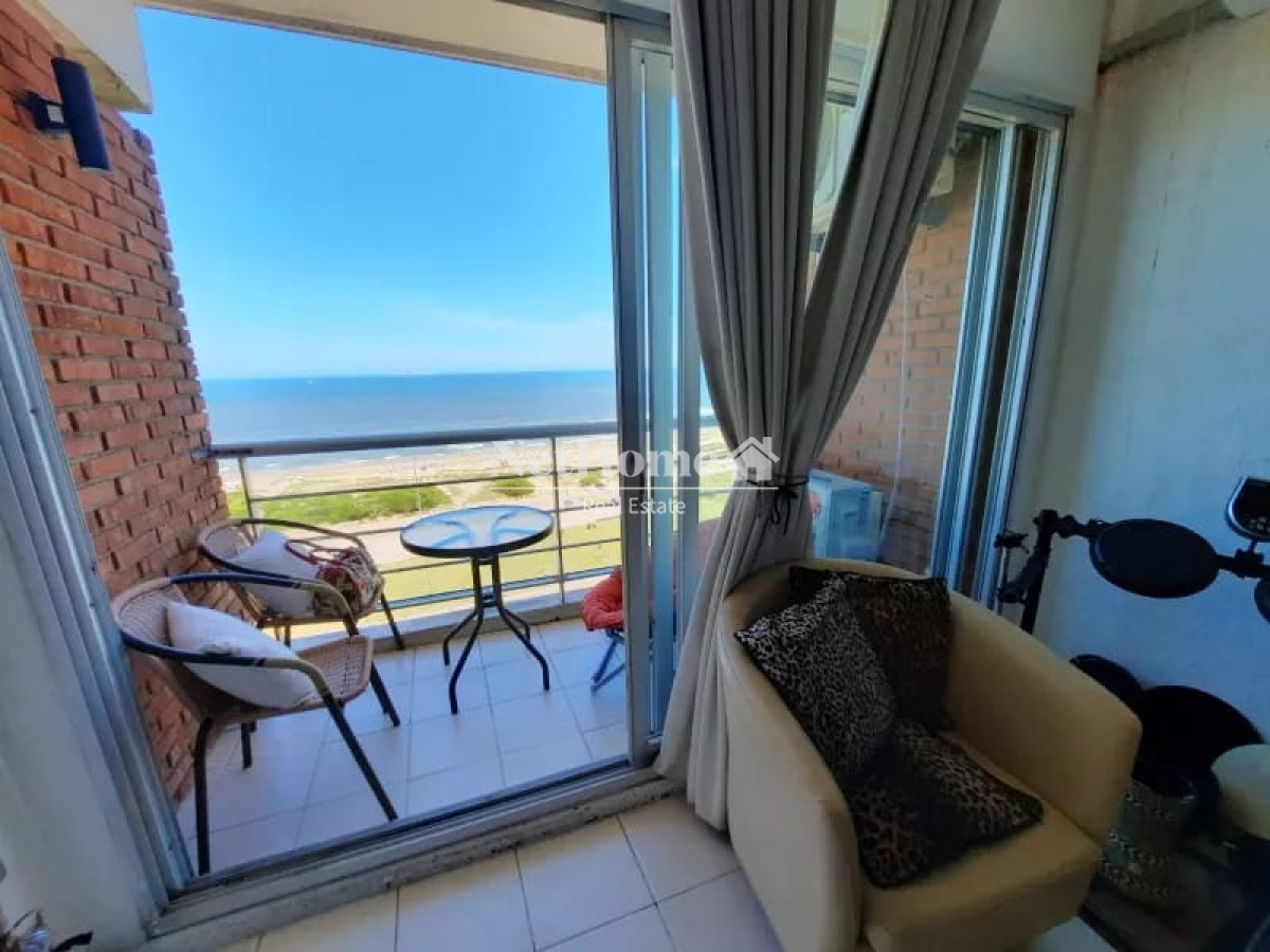 Apartamento ID.654 - Apartamento en Venta Frente Al Mar, Playa Brava.