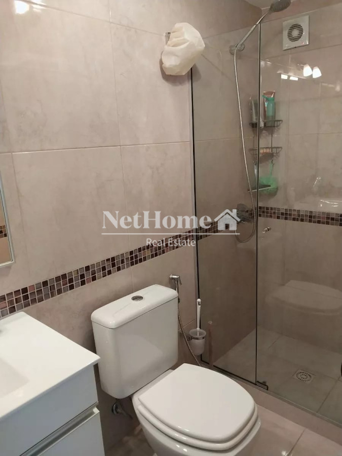 Apartamento ID.653 - Apartamento Reciclado En Venta, Playa Mansa Punta Del Este.