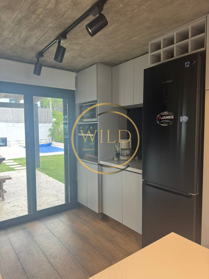 Casa ID.2490 - Primera linea Montoya La Barra - 5 Dormitorios Piscina climatizada