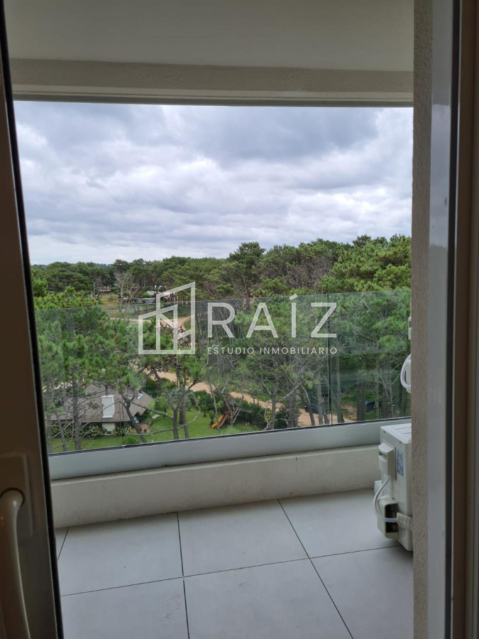 Apartamento ID.10062 - Apartamento en primera linea - 4 dormitorios Pinares Playa Mansa.