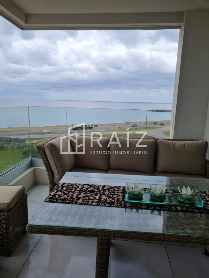 Apartamento ID.10062 - Apartamento en primera linea - 4 dormitorios Pinares Playa Mansa.