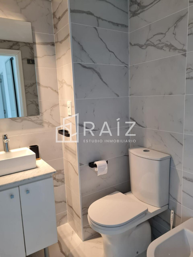 Apartamento ID.10062 - Apartamento en primera linea - 4 dormitorios Pinares Playa Mansa.