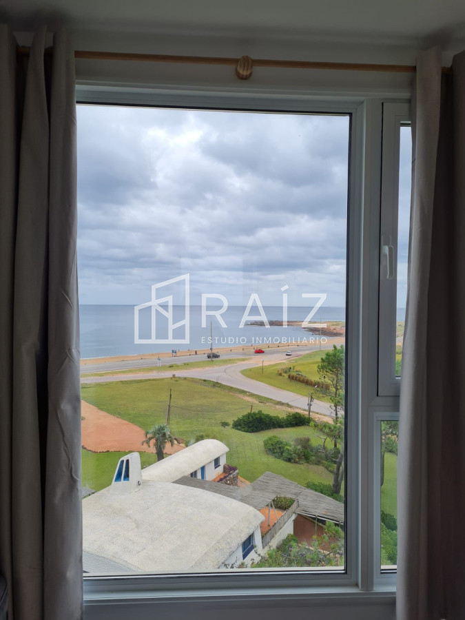 Apartamento ID.10062 - Apartamento en primera linea - 4 dormitorios Pinares Playa Mansa.