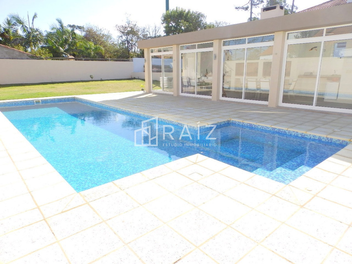 Apartamento ID.11240 - Apartamento en Venta, un dormitorio, Punta del Este