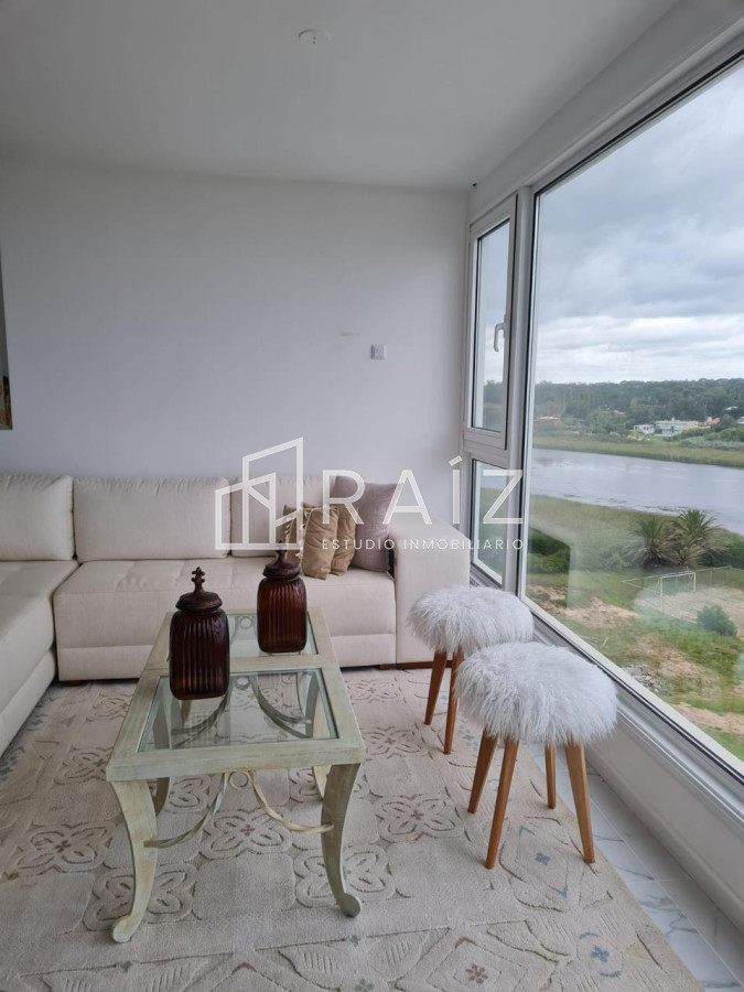 Apartamento ID.10062 - Apartamento en primera linea - 4 dormitorios Pinares Playa Mansa.