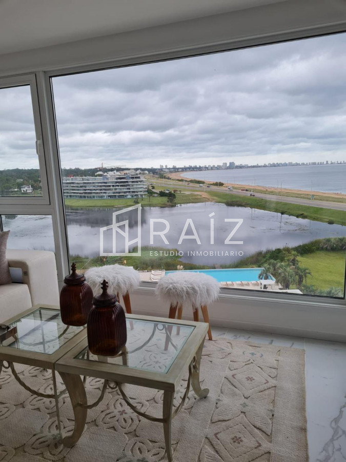 Apartamento ID.10062 - Apartamento en primera linea - 4 dormitorios Pinares Playa Mansa.