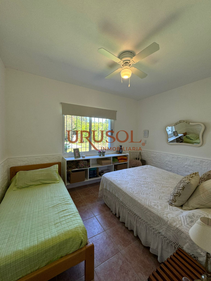 Casa ID.157 - Casa En Rincón Del Indio - 3 Dormitorios, Piscina Climatizada, Barbacoa.