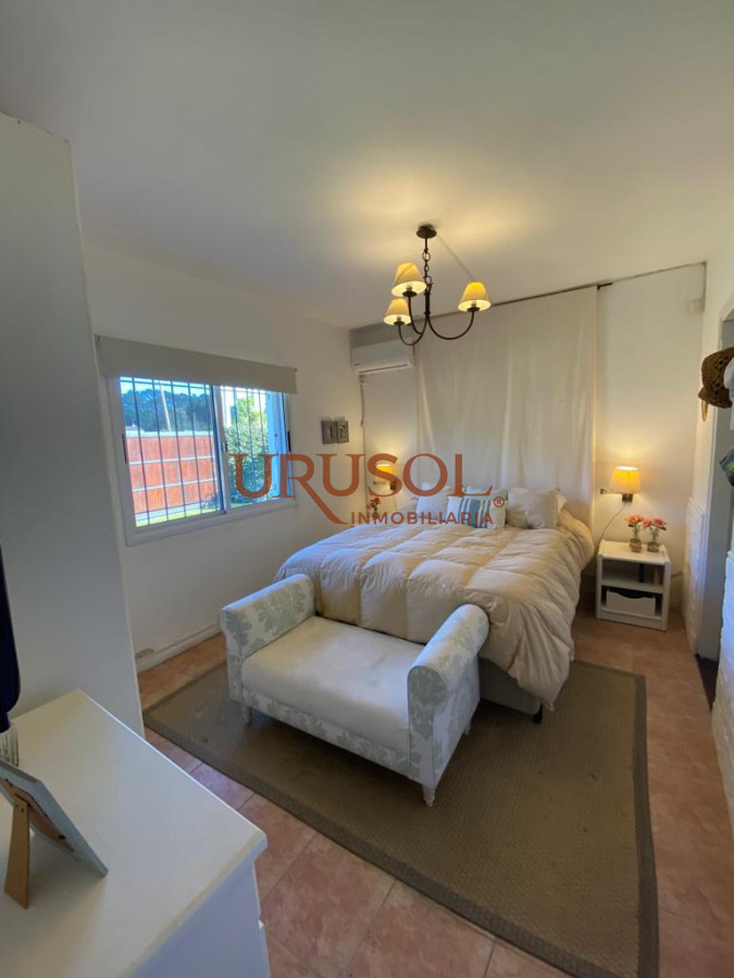Casa ID.157 - Casa En Rincón Del Indio - 3 Dormitorios, Piscina Climatizada, Barbacoa.