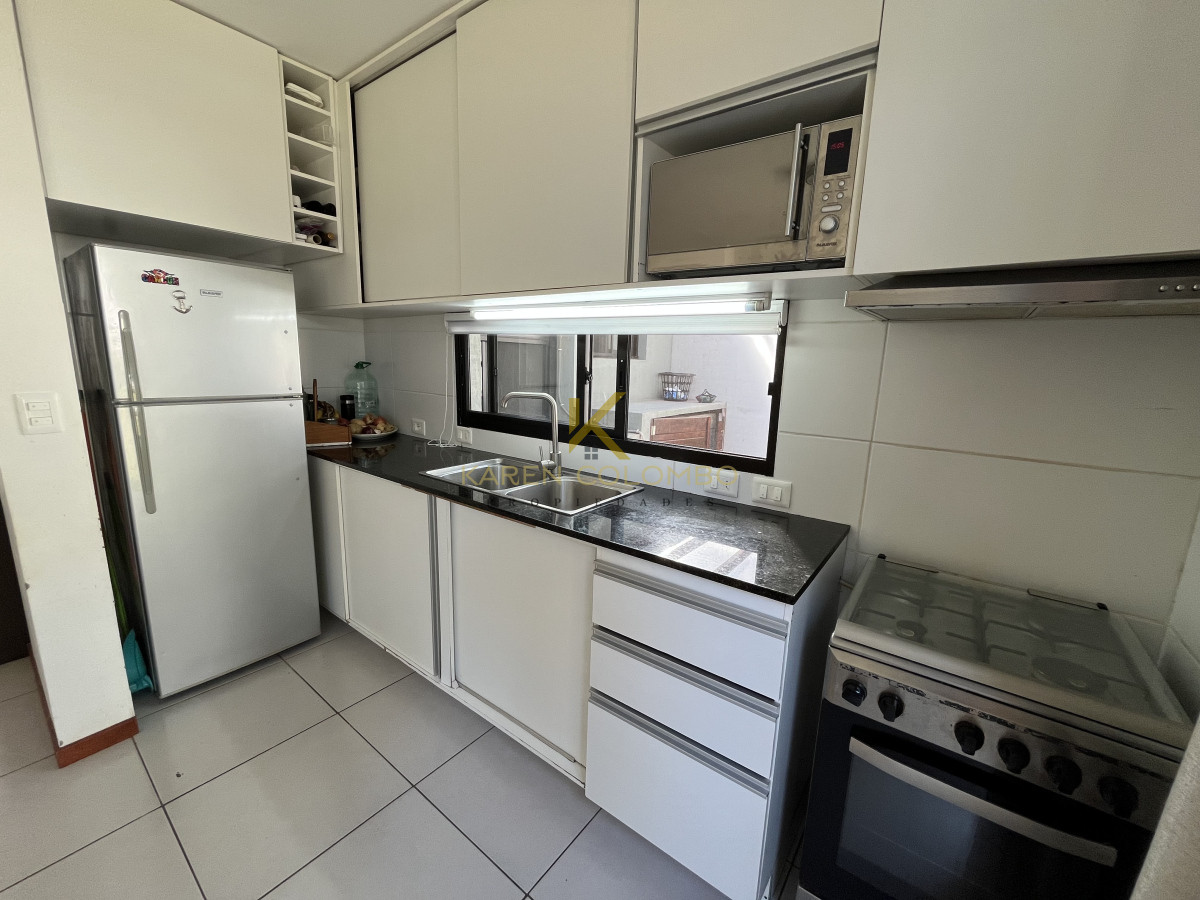 Casa ID.21094934 - Casa en venta de 3 dormitorios - Zona colegios Cantegril.
