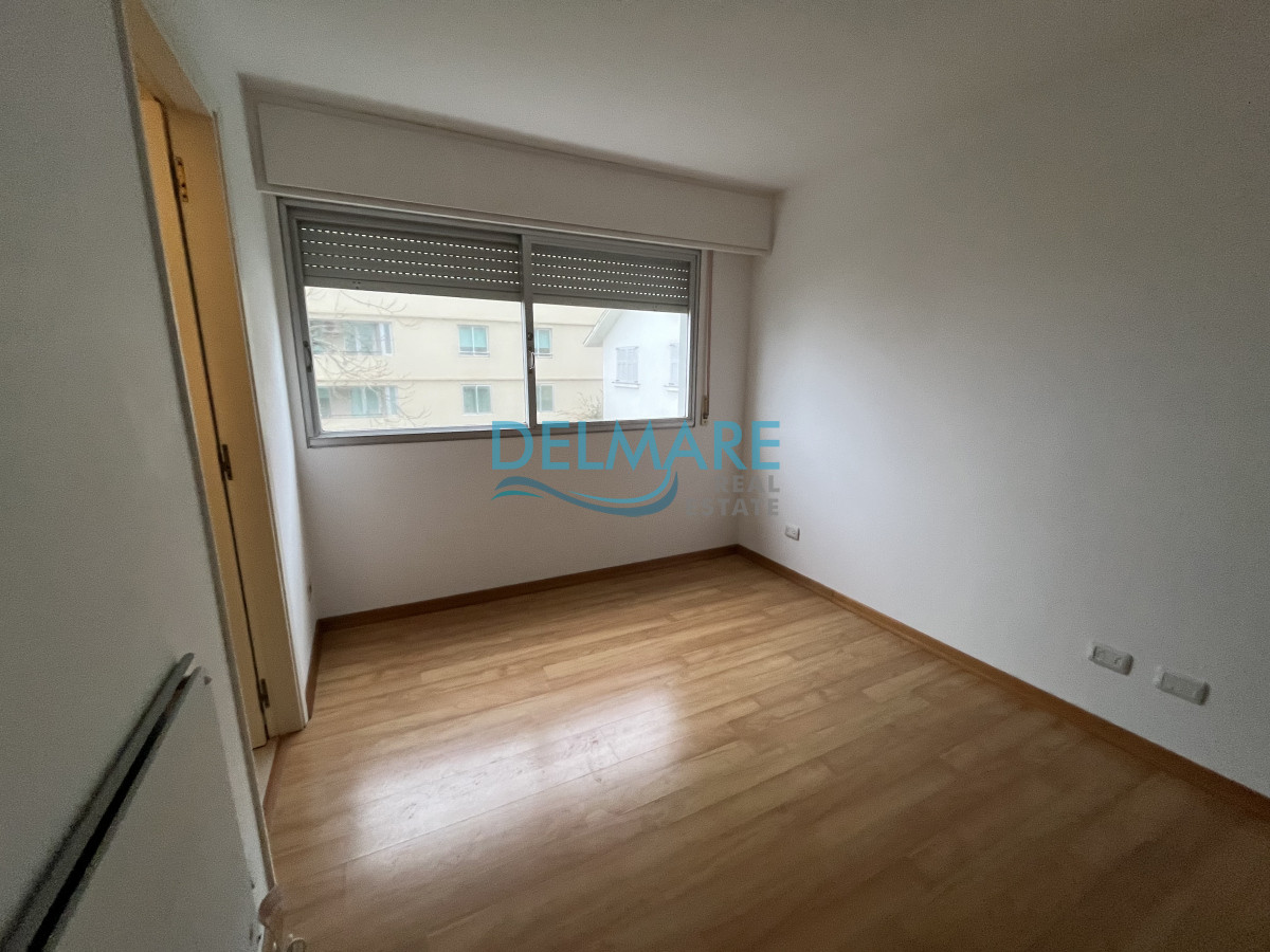 Apartamento ID.50 - Apartamento en venta, puerto Punta del Este.