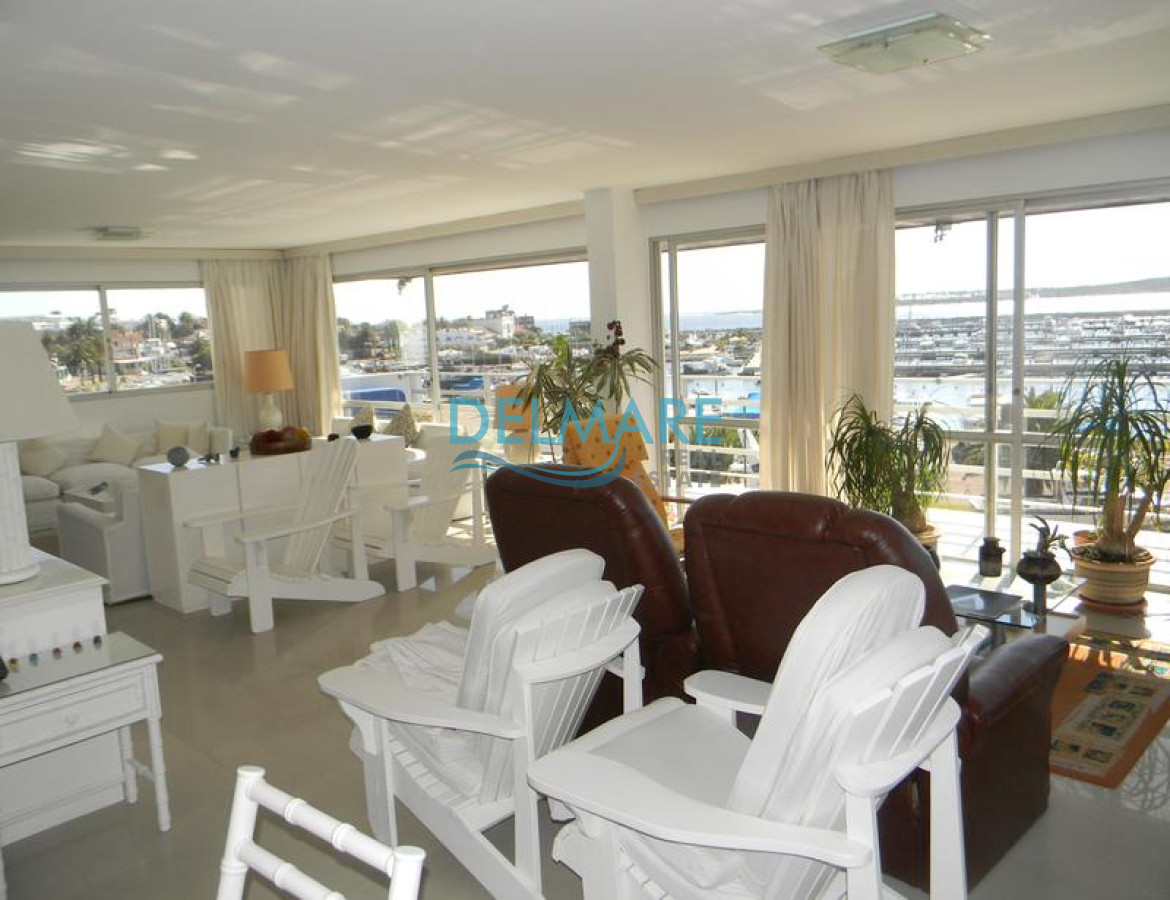 Apartamento ID.50 - Apartamento en venta, puerto Punta del Este.