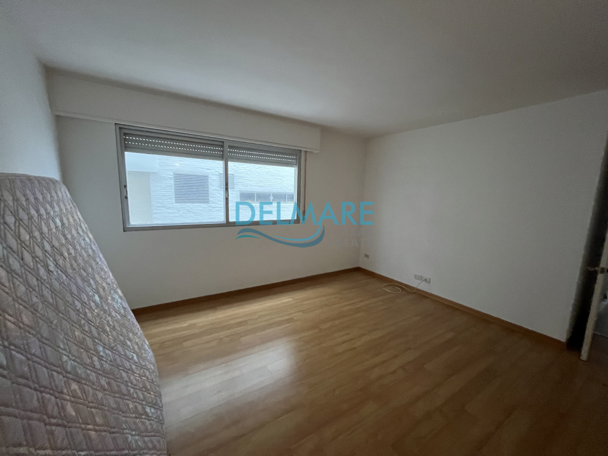 Apartamento ID.50 - Apartamento en venta, puerto Punta del Este.