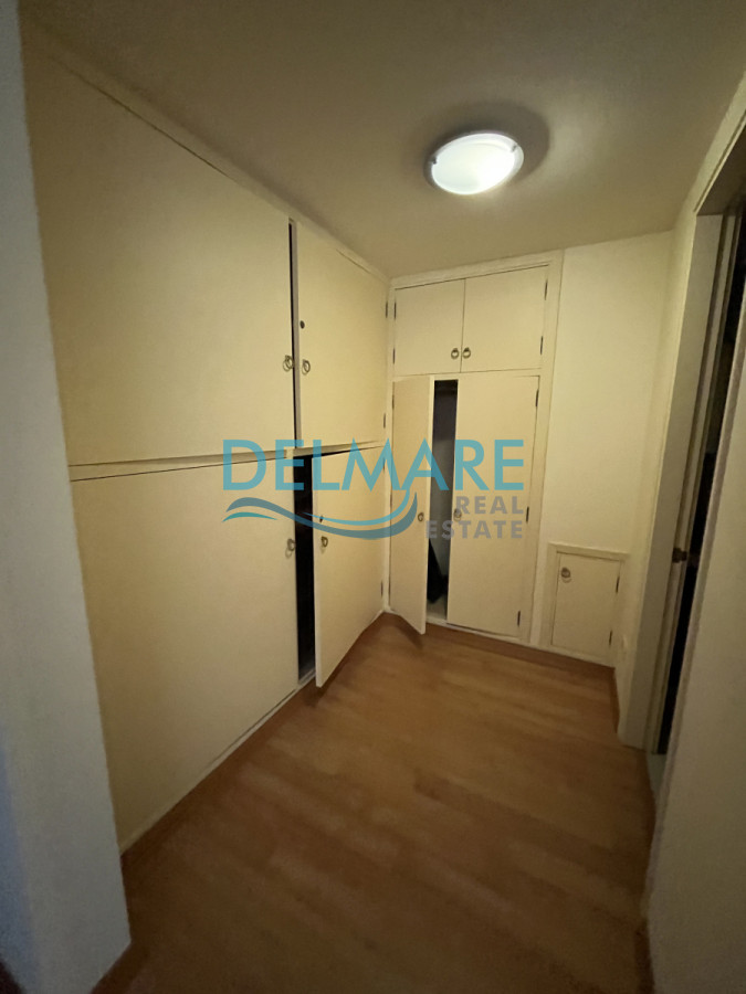 Apartamento ID.50 - Apartamento en venta, puerto Punta del Este.
