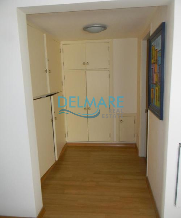 Apartamento ID.50 - Apartamento en venta, puerto Punta del Este.
