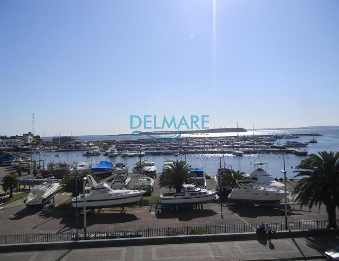 Apartamento ID.50 - Apartamento en venta, puerto Punta del Este.