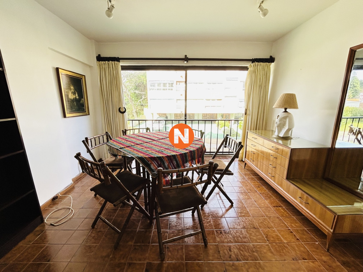 Apartamento Ref.222934 - Apartamento en Venta y Alquiler Playa Mansa 3 dormitorios
