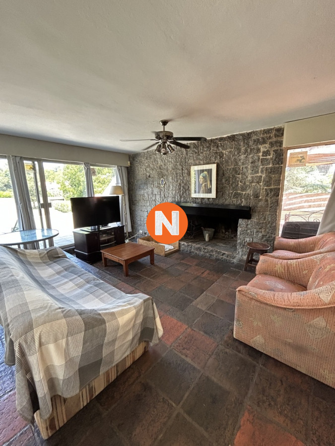 Casa Ref.220897 - Casa en Venta con 3 dormitorios - Pinares, Punta del Este