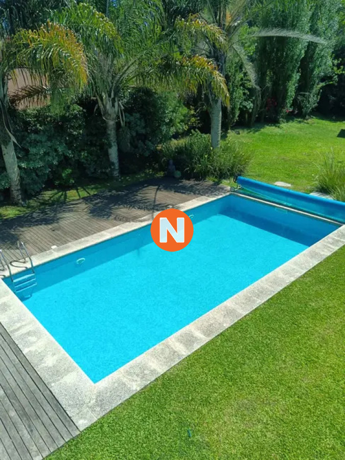 Casa Ref.225005 - La Residence 4 dormitorios con piscina y barbacoa.