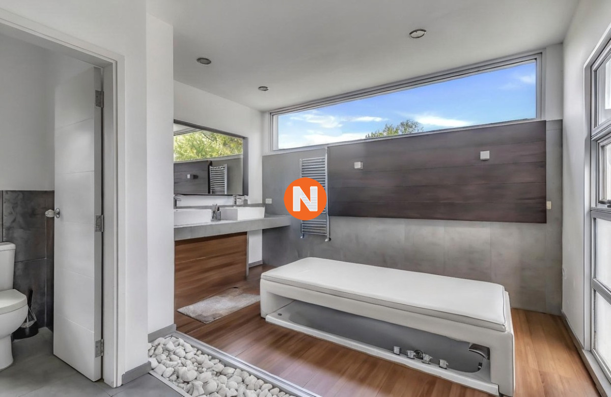 Casa Ref.225009 - Casa moderna - 5 dormitorios San Rafael