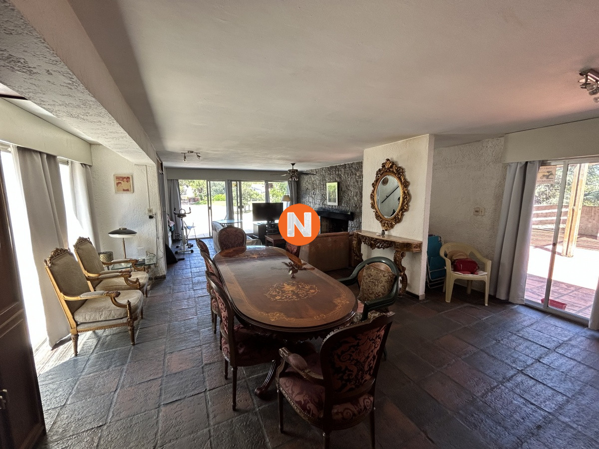 Casa Ref.220897 - Casa en Venta con 3 dormitorios - Pinares, Punta del Este