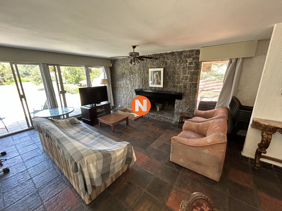 Casa Ref.220897 - Casa en Venta con 3 dormitorios - Pinares, Punta del Este