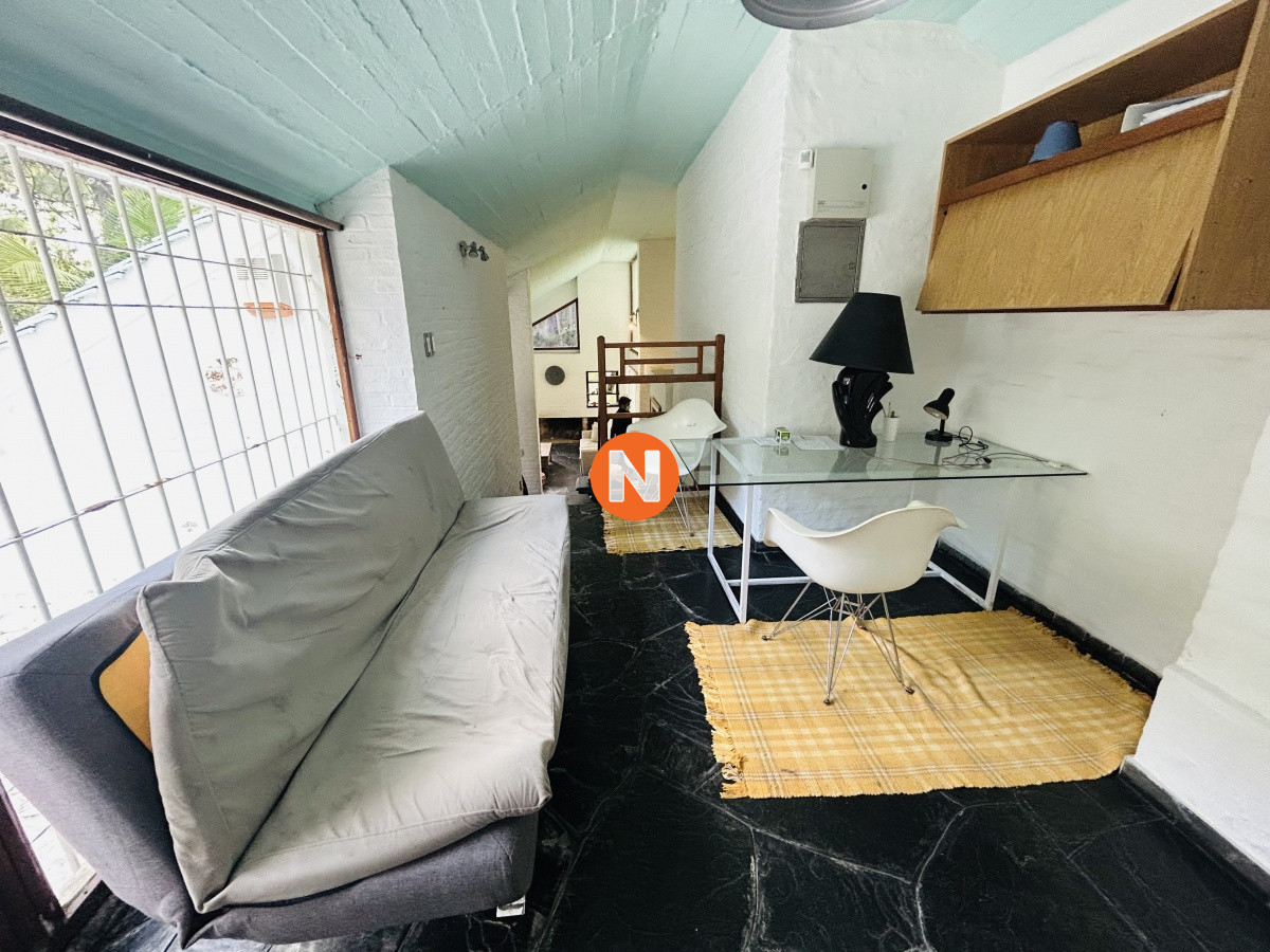 Casa Ref.224022 - Casa en alquiler de temporada con piscina climatizada, 4 dormitorios, Lugano, Punta del Este