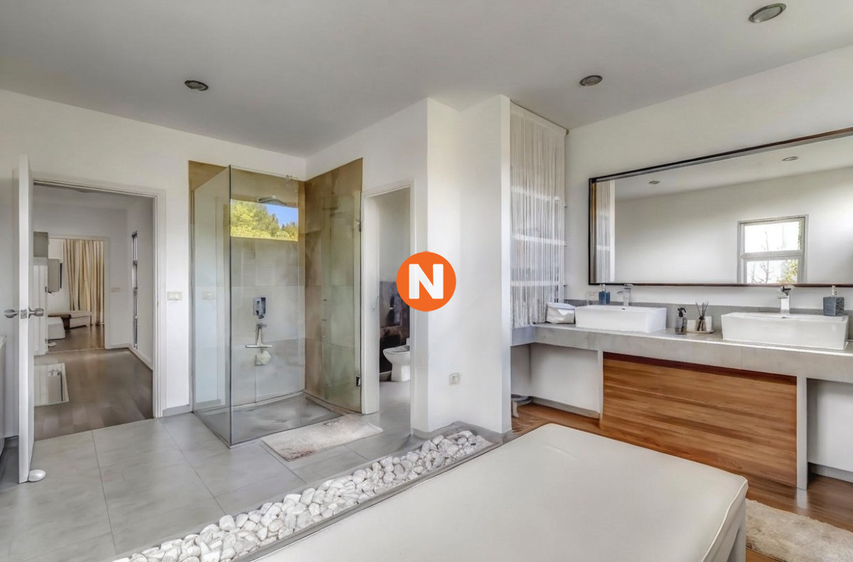 Casa Ref.225009 - Casa moderna - 5 dormitorios San Rafael