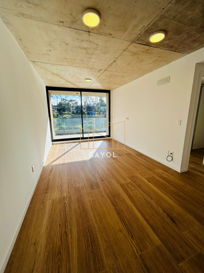 Apartamento ID.318 - Apartamento En Venta Primera Línea, Punta Del Este.