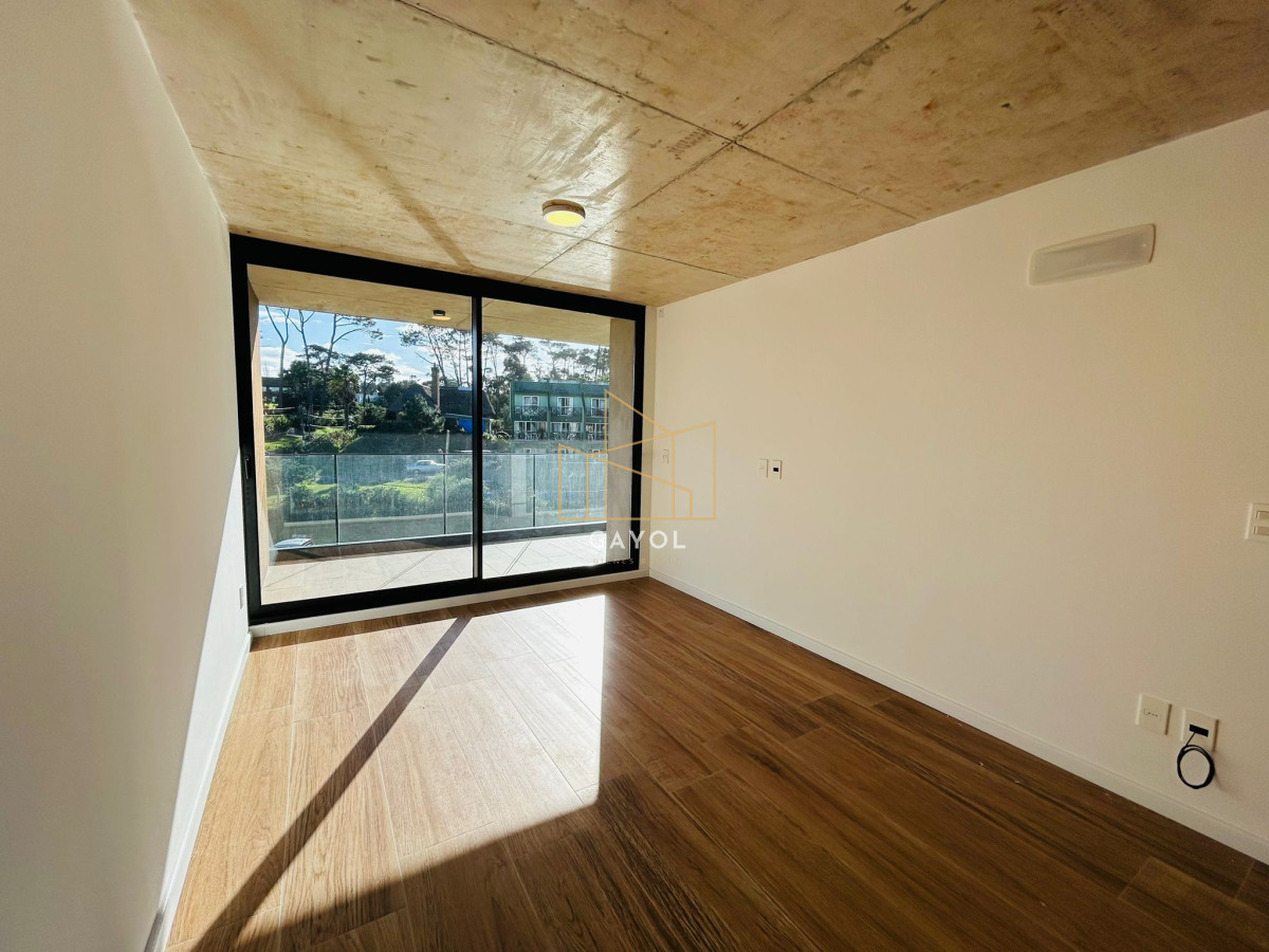 Apartamento ID.318 - Apartamento En Venta Primera Línea, Punta Del Este.