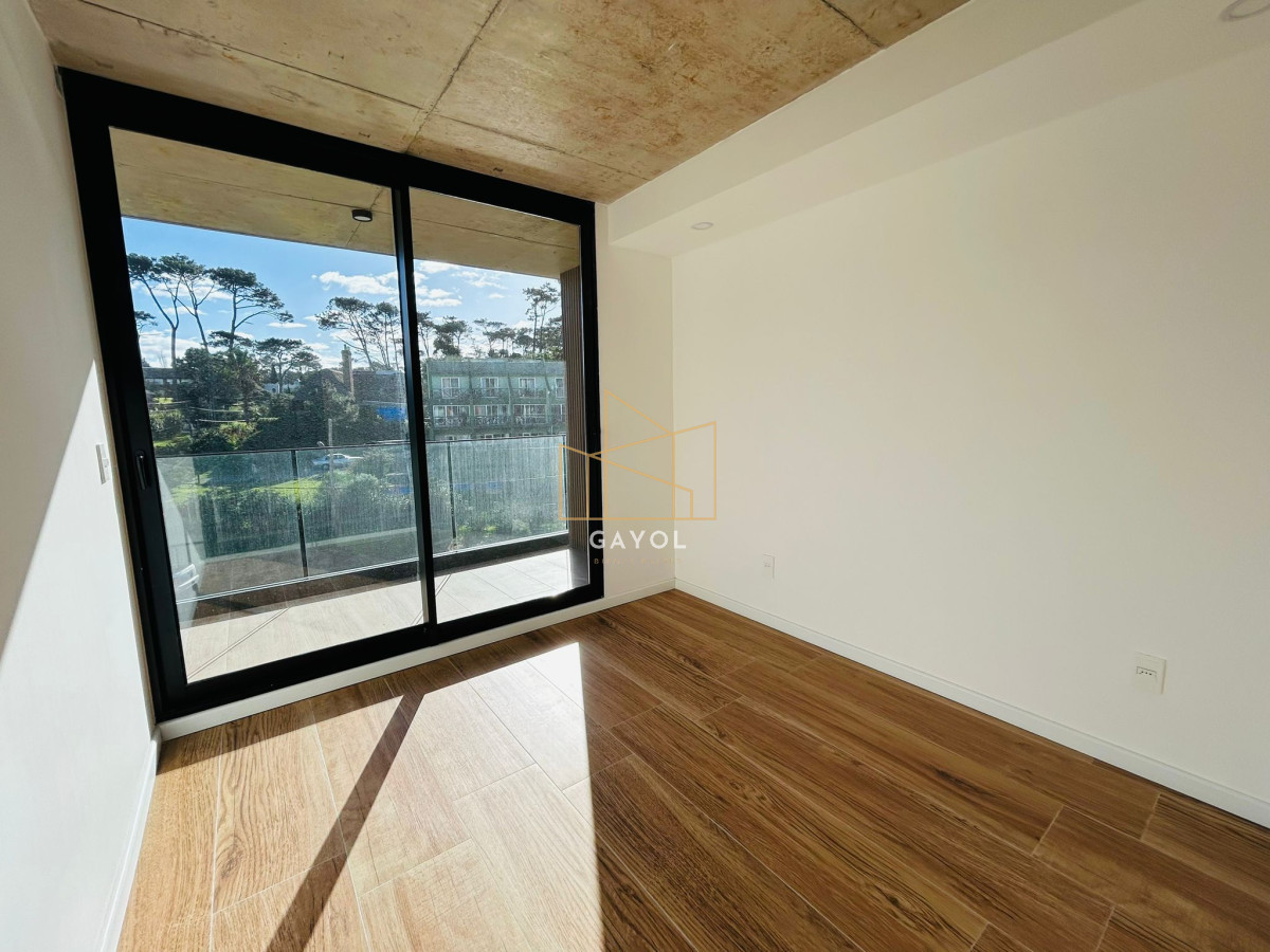 Apartamento ID.318 - Apartamento En Venta Primera Línea, Punta Del Este.