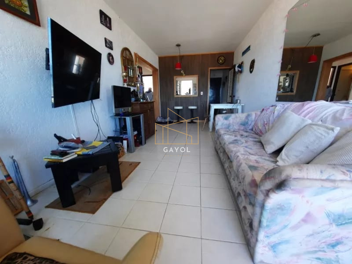 Apartamento ID.326 - Apartamento en Venta Frente Al Mar, Playa Brava.