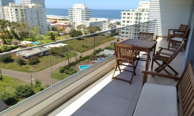 Apartamento en venta , aidy grill , punta del este
