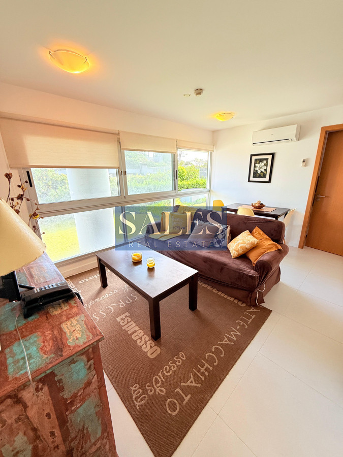 Apartamento ID.1274 - Alquiler anual - 1 dormitorio Torre con todos los servicios.
